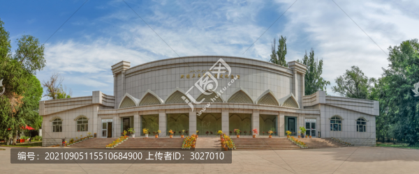 伊寧三區(qū)烈士紀念館