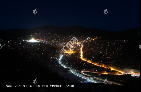 夜深的色達(dá)