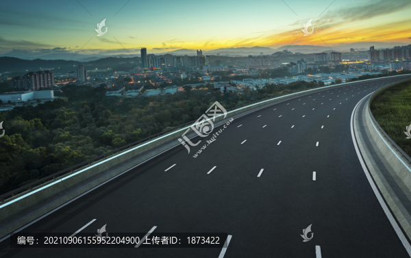 公路視角熱鬧繁華城市風(fēng)貌航拍攝影照