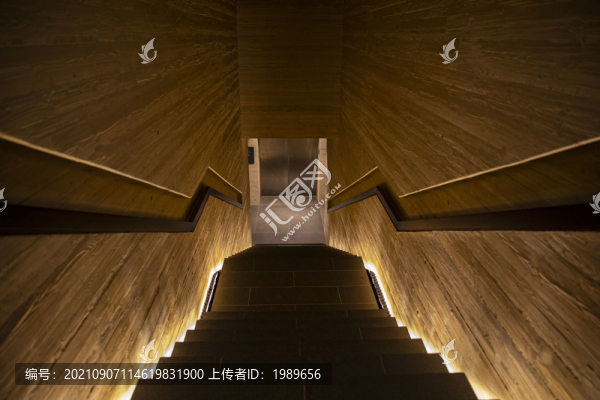空間透視樓梯