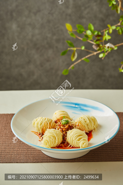 小館雞絲涼面