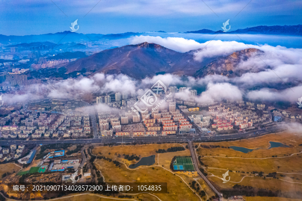 青島嶗山區(qū)午山云霧