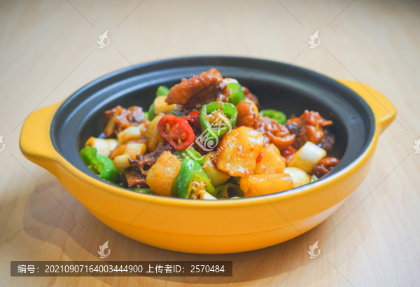 土豆燒雞