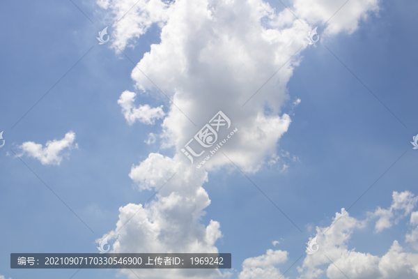藍(lán)天白云