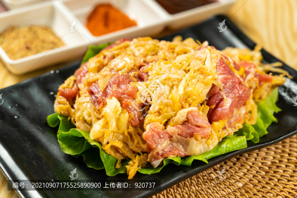 鮮切酸菜肥牛