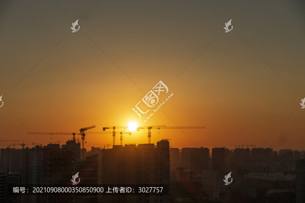 夕陽下的建筑