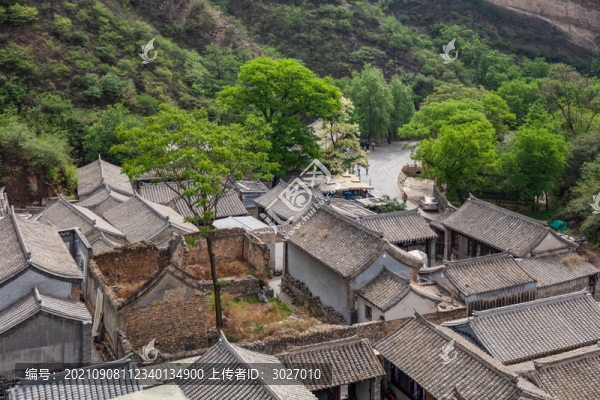 爨底下村
