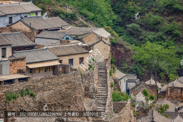 爨底下村