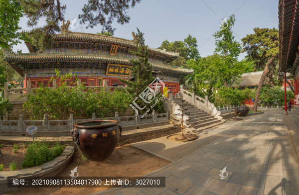 潭柘寺大雄寶殿