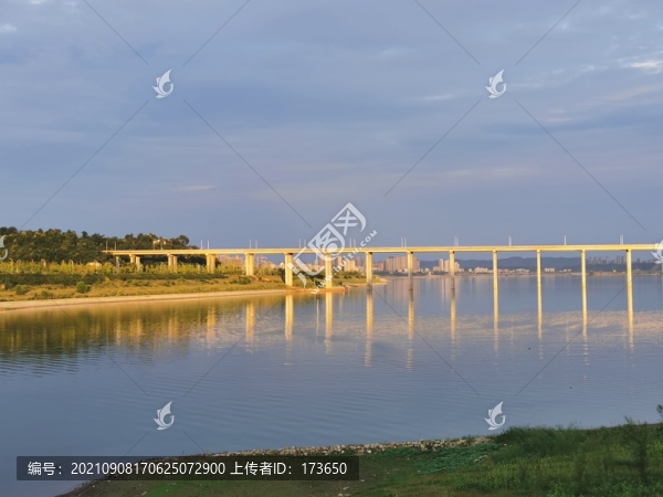 金色大橋