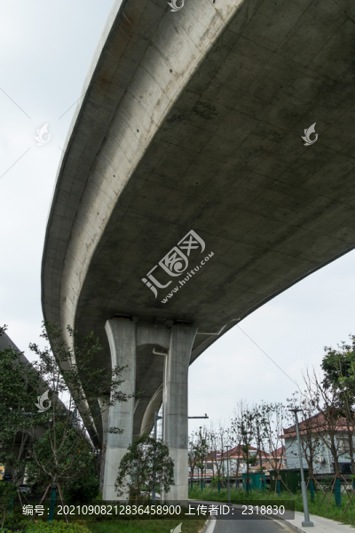 混凝土高架橋