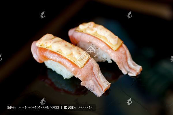 火炙三文魚手握