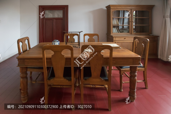 北京大學(xué)紅樓會(huì)議室