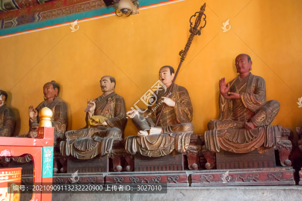 雍和宮蒙麻潑金十八羅漢像