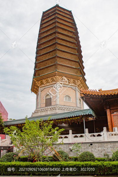 八大處靈光寺舍利塔