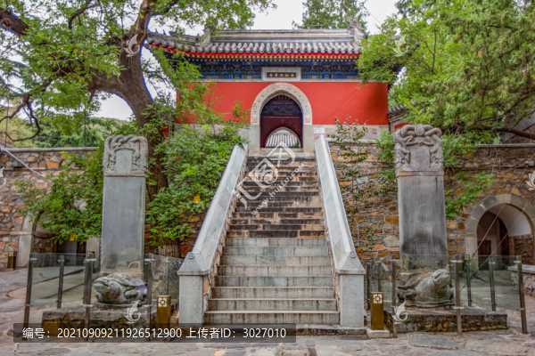 八大處證果寺