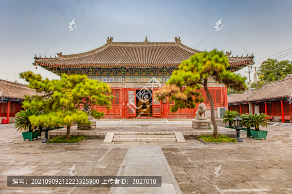 北京白塔寺大覺寶殿