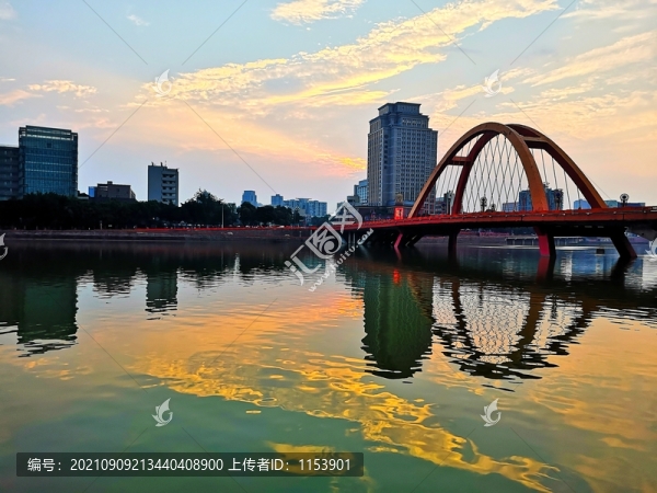 晚霞