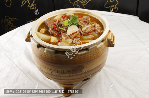 牛腩燉蘿卜