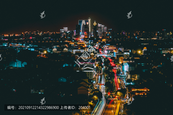 遠(yuǎn)眺蘇州東方之門