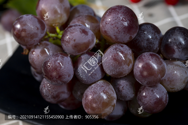 巨峰葡萄