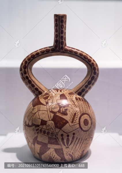 鳥面戰(zhàn)士細(xì)紋陶瓶