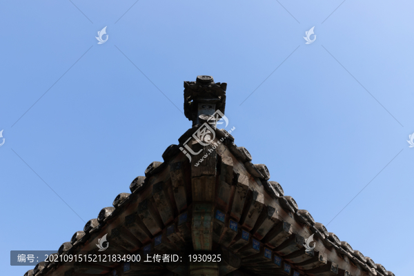 北京頤和園古建筑檐角