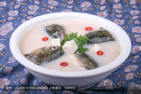 魚頭豆腐湯