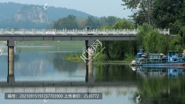 秋天的雙橋河
