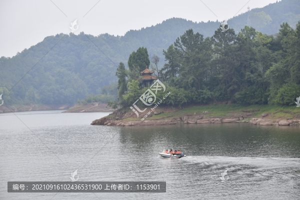 山區(qū)水庫