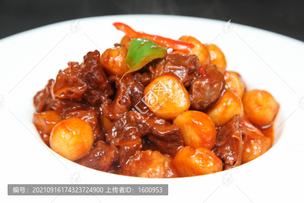 小土豆燒肉筋