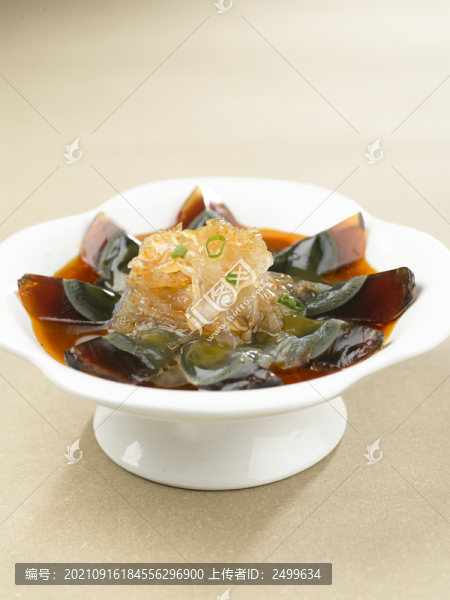 皮蛋海蜇