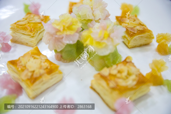 椰絲小方糕