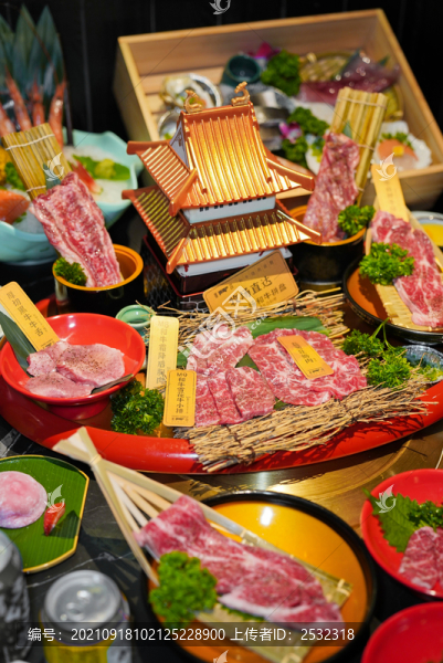 日式燒肉韓國烤肉燒烤牛肉和牛