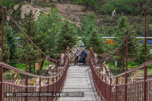 懸空寺景區(qū)索橋