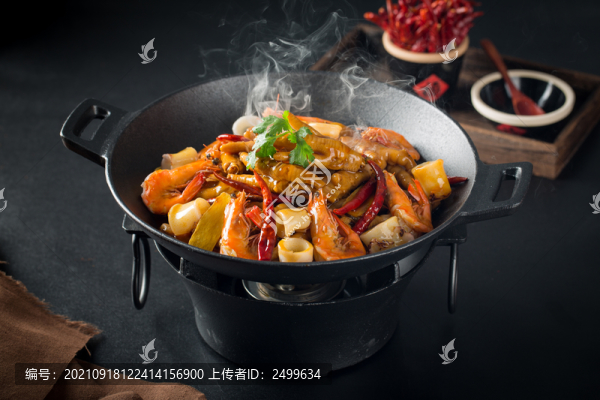 鮮蝦鳳爪煲