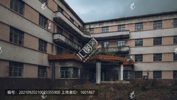 廢舊建筑