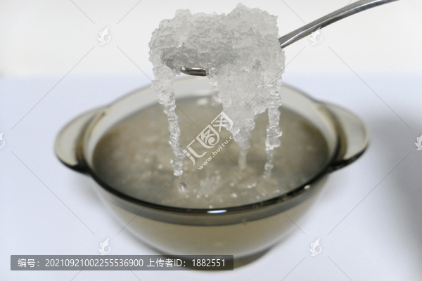 雪燕膠質(zhì)特寫