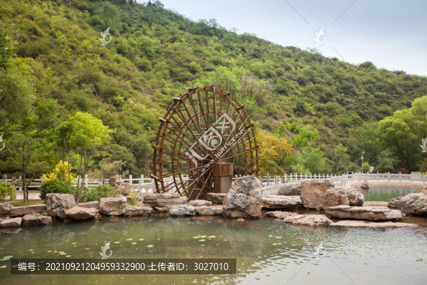 蒙山大佛風(fēng)景區(qū)