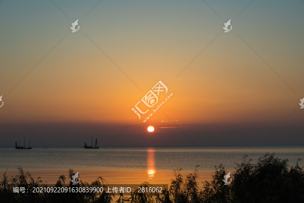 太湖日出景美如畫