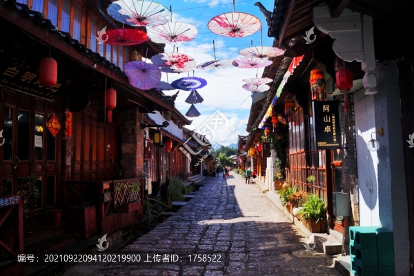 麗江束河古鎮(zhèn)老街