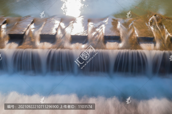 濟南玉河泉村瀑布