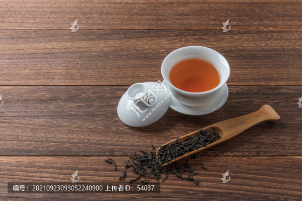 一杯蓋碗茶