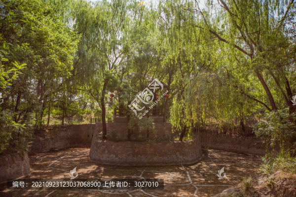 絳守居園池