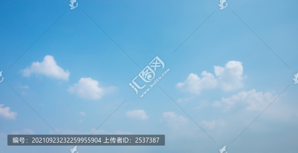 藍(lán)天白云
