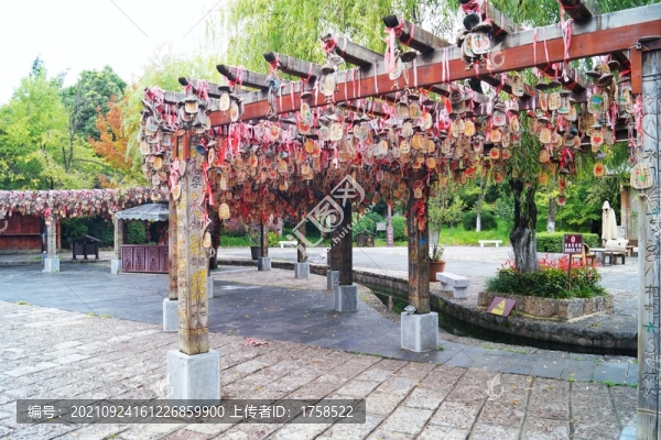 麗江束河古鎮(zhèn)老街