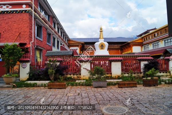 麗江束河古鎮(zhèn)老街
