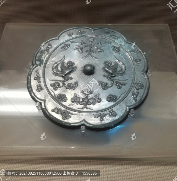 雙鸞花鳥鏡