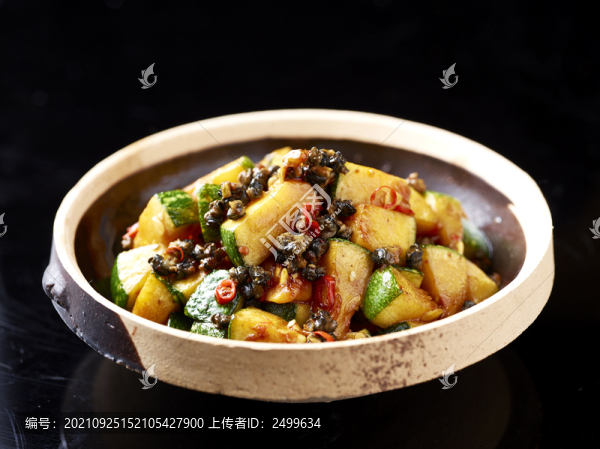 田螺肉炒青南瓜