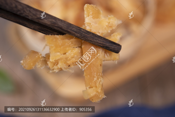 魷魚絲